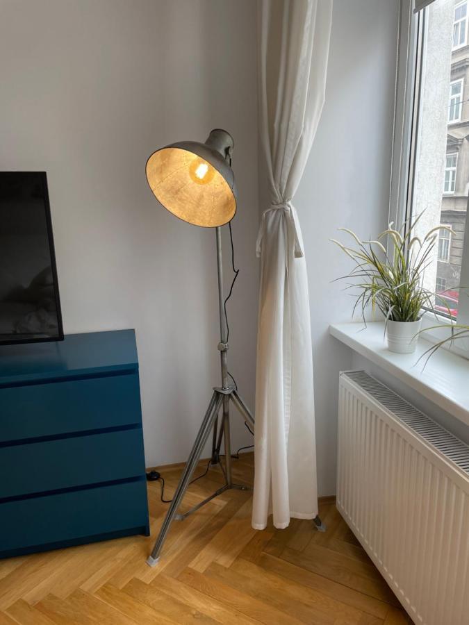 Cozy City Apartment Near City Center Wenen Buitenkant foto